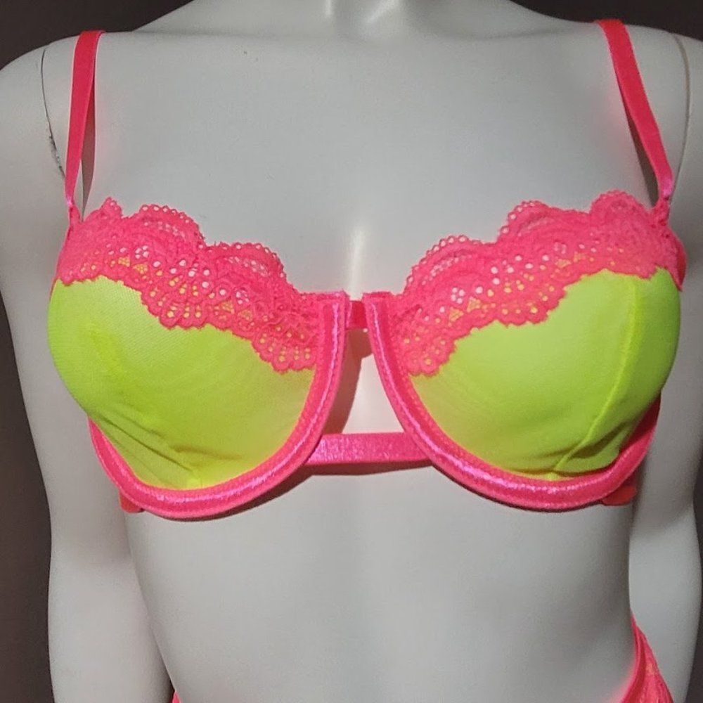 Neon Lace Trim Underwire Garter Lingerie Set - Picture 9 of 11